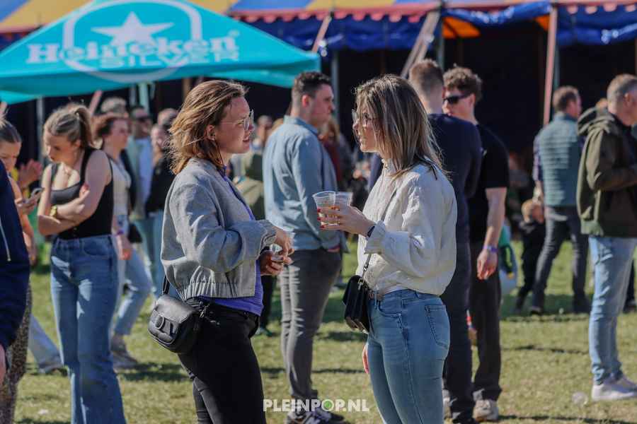 Sfeer Pleinpop Zondag (158)